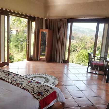 The Dharma Lovina - Mountain, Sea & Sunset View - Private Villa W Starlink - 5Br Exterior photo