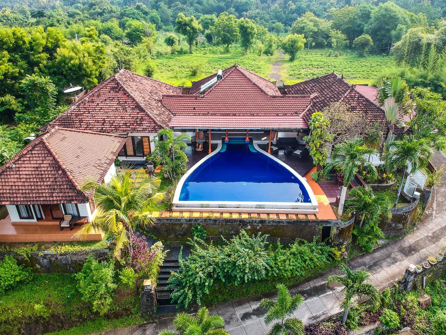 The Dharma - Mountain, Sea & Sunset View - Private W Starlink - 5br Villa Lovina